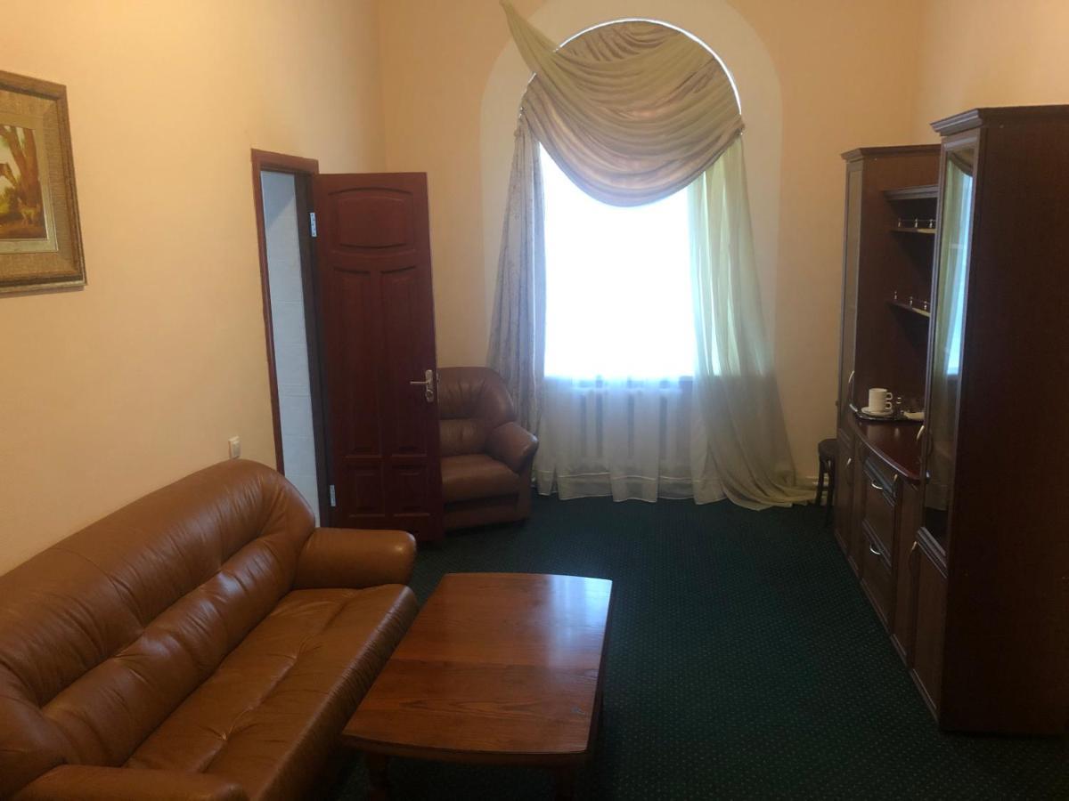 Budynok Pyschevycha Oleksandriia エクステリア 写真